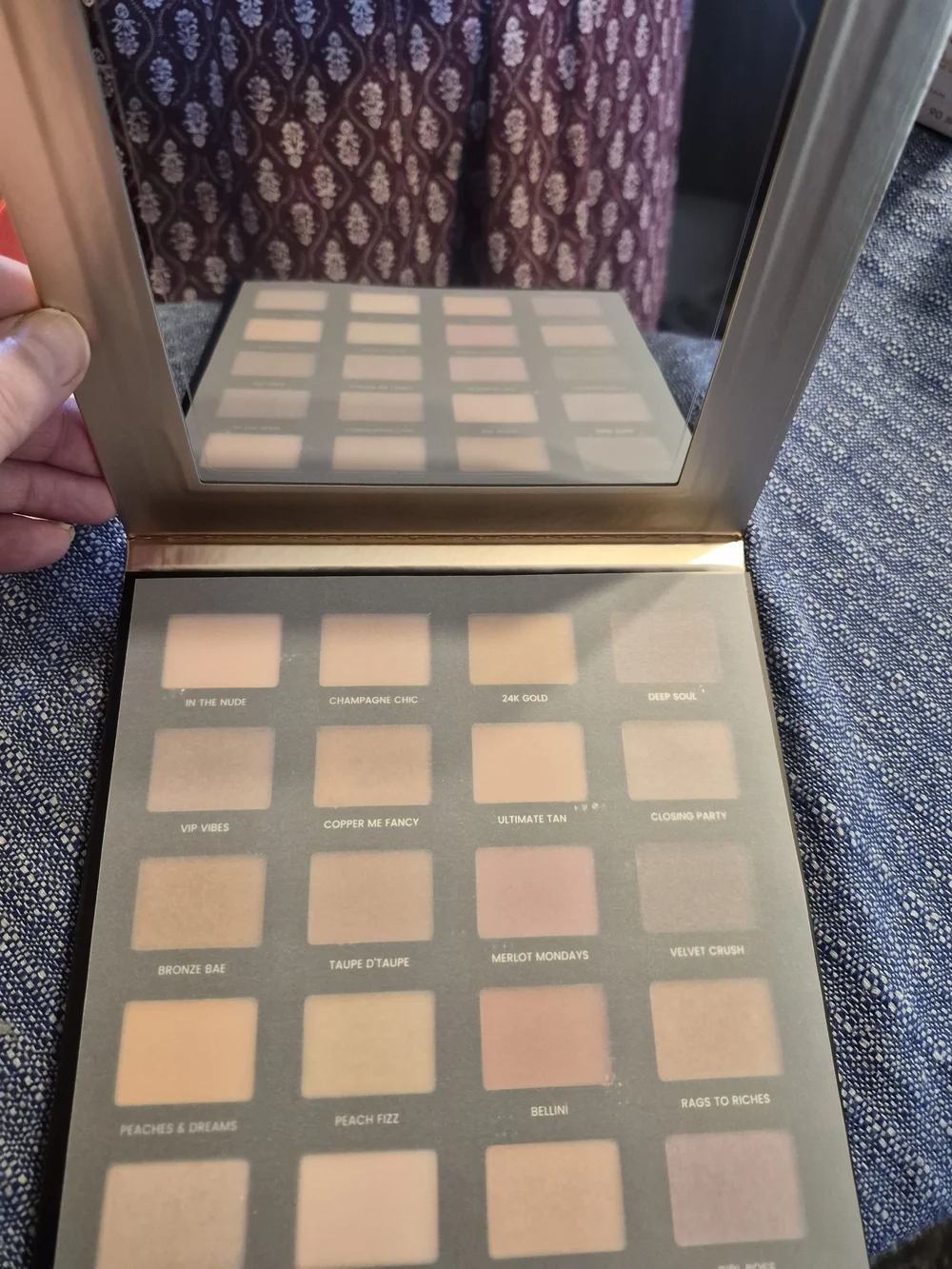 ICONIC London Rose & Gold Eyeshadow Palette — Warm Neutrals & Shimmers